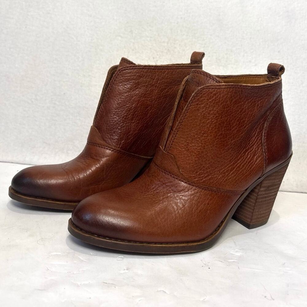 LUCKY BRAND Ehllen Brown Leather Slip On Ankle Boots Stacked Heel US Size 10